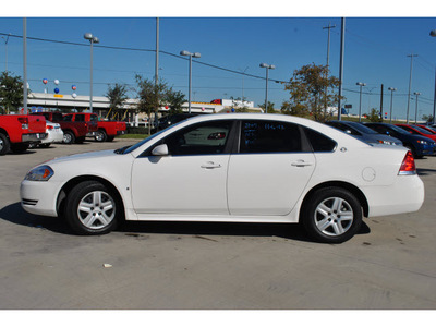 chevrolet impala 2009 white sedan ls flex fuel 6 cylinders front wheel drive automatic 78233