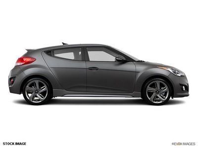 hyundai veloster turbo 2013 coupe c gasoline 4 cylinders front wheel drive manual 75150