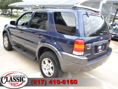 ford escape 2004 dk  blue suv xlt gasoline 6 cylinders front wheel drive automatic 76051