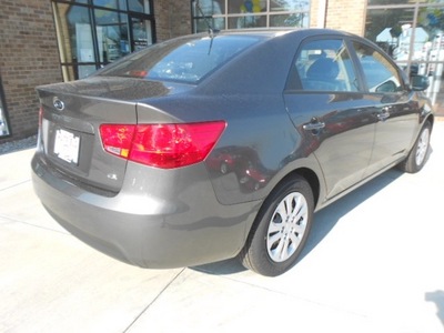 kia forte 2013 gray sedan ex gasoline 4 cylinders front wheel drive 6 speed automatic 43228