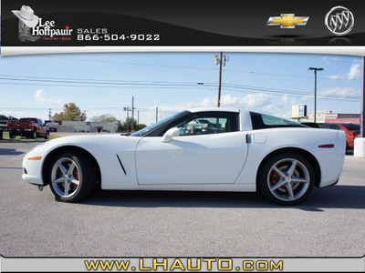 chevrolet corvette 2013 white coupe gasoline 8 cylinders rear wheel drive automatic 78654