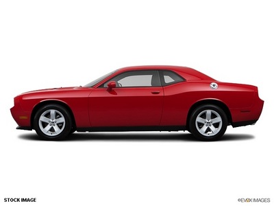 dodge challenger 2013 coupe flex fuel 6 cylinders rear wheel drive automatic 76051