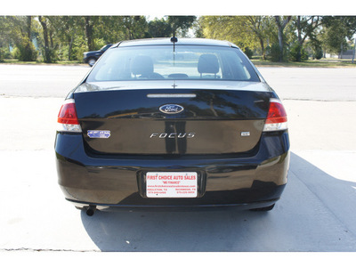 ford focus 2008 black sedan se gasoline 4 cylinders front wheel drive not specified 77515