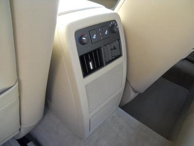 cadillac sts 2008 white sedan v6 gasoline 6 cylinders rear wheel drive automatic 75604