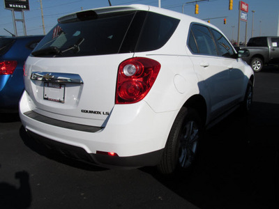 chevrolet equinox 2010 white suv ls gasoline 4 cylinders all whee drive automatic 45840