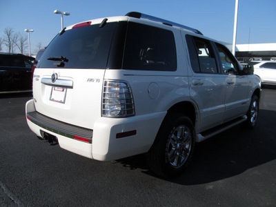 mercury mountaineer 2008 off white suv premier gasoline 8 cylinders all whee drive automatic with overdrive 45840
