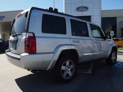 jeep commander 2010 silver suv sport 6 cylinders 5 speed automatic 77505