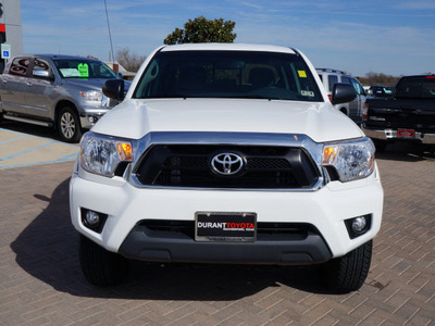 toyota tacoma 2012 white prerunner sr5 gasoline 6 cylinders 2 wheel drive automatic 76087