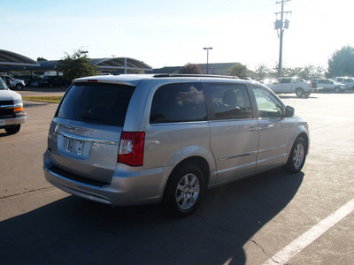 chrysler town and country 2012 silver van touring flex fuel 6 cylinders front wheel drive automatic 76049