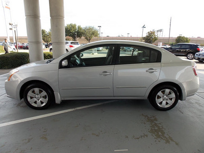nissan sentra 2009 silver sedan 2 0 gasoline 4 cylinders front wheel drive cont  variable trans  77477
