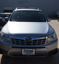subaru forester 2013 silver wagon 2 5x premium gasoline 4 cylinders all whee drive automatic 77090