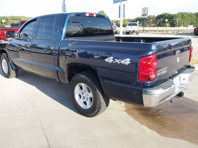 dodge dakota 2006 blue slt gasoline 6 cylinders 4 wheel drive automatic 77375