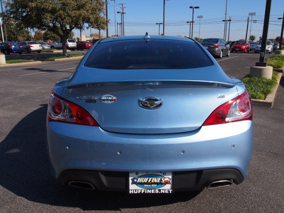 hyundai genesis coupe 2010 blue coupe 3 8l grand touring gasoline 6 cylinders rear wheel drive automatic 75075