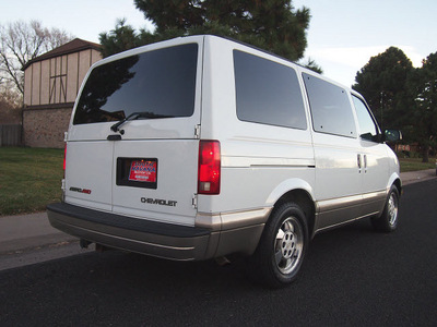 chevrolet astro 2003 off white van lt awd warranty gasoline 6 cylinders all whee drive automatic 80012