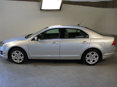 ford fusion 2011 silver sedan se flex fuel 6 cylinders front wheel drive automatic 75219