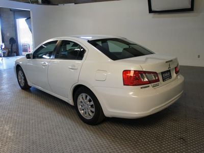 mitsubishi galant 2011 off white sedan fe gasoline 4 cylinders front wheel drive automatic 75219