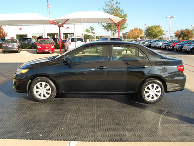 toyota corolla 2011 black sedan le gasoline 4 cylinders front wheel drive automatic 75067