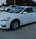 nissan altima 2013 white sedan s gasoline 4 cylinders front wheel drive cont  variable trans  33884