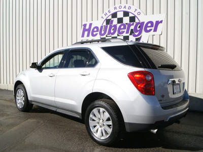 chevrolet equinox 2011 silver ice lt flex fuel 6 cylinders all whee drive automatic 80905