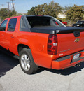 chevrolet avalanche 2009 orange suv lt 8 cylinders automatic 75062