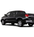 toyota tundra 2013 8 cylinders 6 speed automatic 76053