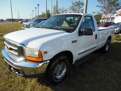 ford f 250 super duty 2000 white pickup truck lariat gasoline v10 rear wheel drive automatic with overdrive 34788
