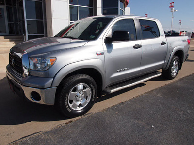 toyota tundra 2009 silver sr5 gasoline 8 cylinders 2 wheel drive automatic with overdrive 77802