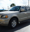 ford expedition 2005 gray suv limited gasoline 8 cylinders rear wheel drive automatic 77581