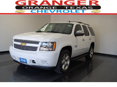 chevrolet tahoe 2013 white suv ls flex fuel v8 2 wheel drive automatic with overdrive 77630