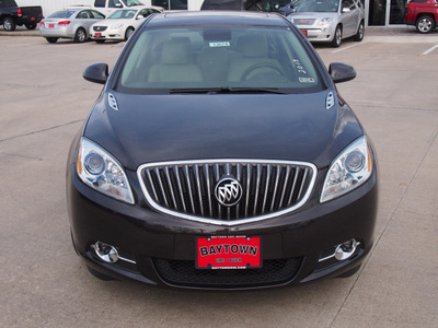buick verano 2012 brown sedan leather group gasoline 4 cylinders front wheel drive automatic 77521