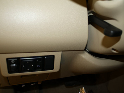 nissan versa 2011 dk  brown hatchback 1 8 s gasoline 4 cylinders front wheel drive automatic 27707