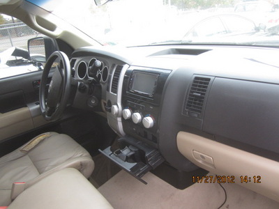 toyota tundra double cab