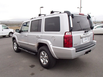 jeep commander 2007 silver suv limited 8 cylinders automatic 99352