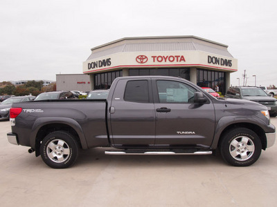 toyota tundra 2012 gray sr5 gasoline 8 cylinders 2 wheel drive automatic 76011