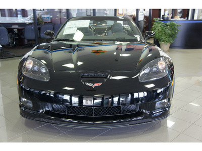 chevrolet corvette 2013 black z16 grand sport 8 cylinders not specified 77566