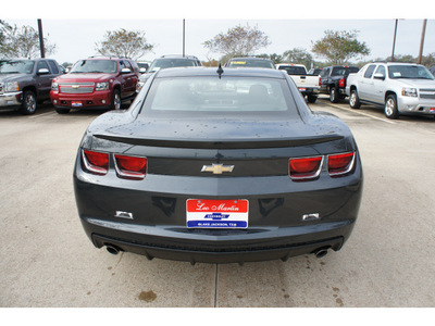 chevrolet camaro 2013 dk  gray coupe lt 6 cylinders not specified 77566