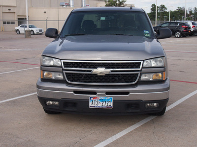 chevrolet silverado 1500 2006 gray lt1 gasoline 8 cylinders rear wheel drive automatic 77375