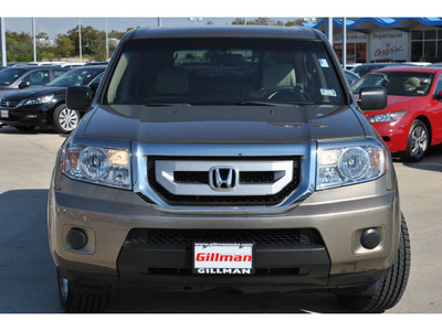 honda pilot 2011 beige suv lx 2wd gasoline 6 cylinders front wheel drive automatic 78233