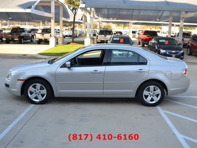 ford fusion 2007 silver sedan i 4 se gasoline 4 cylinders front wheel drive automatic 76051