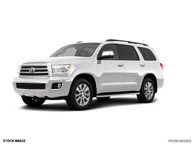 toyota sequoia 2013 suv limited gasoline 8 cylinders 2 wheel drive not specified 90241
