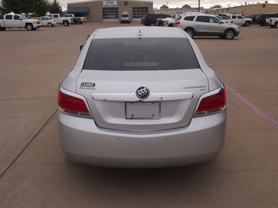 buick lacrosse 2010 silver sedan cxl gasoline 6 cylinders front wheel drive automatic 76049