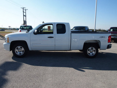 chevrolet silverado 1500 2011 white lt flex fuel 8 cylinders 4 wheel drive automatic 78009