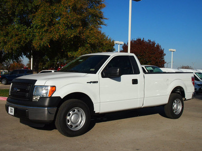 ford f 150 2013 white xl flex fuel 6 cylinders 2 wheel drive automatic 76011