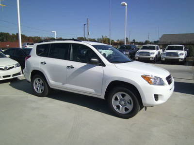 toyota rav4 2012 white suv gasoline 4 cylinders 2 wheel drive automatic 75569