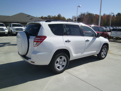 toyota rav4 2012 white suv gasoline 4 cylinders 2 wheel drive automatic 75569