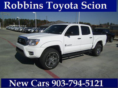toyota tacoma 2013 white prerunner v6 gasoline 6 cylinders 2 wheel drive automatic 75569