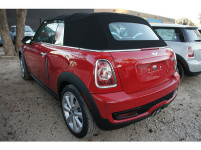 mini cooper 2013 red s gasoline 4 cylinders front wheel drive 6 speed manual 78729