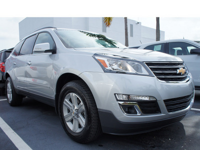 chevrolet traverse 2013 silver lt gasoline 6 cylinders front wheel drive automatic 33177