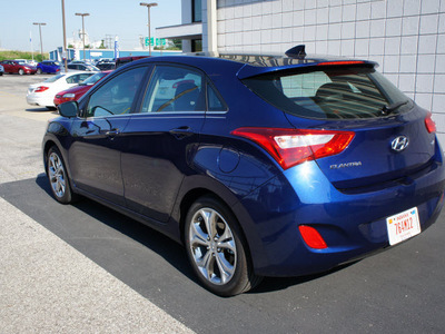 hyundai elantra gt 2013 blue hatchback gasoline 4 cylinders front wheel drive 6 speed automatic 47130