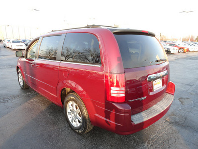 chrysler town country 2008 dk  red van touring gasoline 6 cylinders front wheel drive automatic 60443